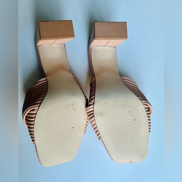 Peachy Nude Textured Mules - Picture 5 of 5